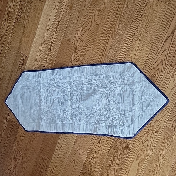 Handcrafted Quilted Table Runner - Picture 4 of 7